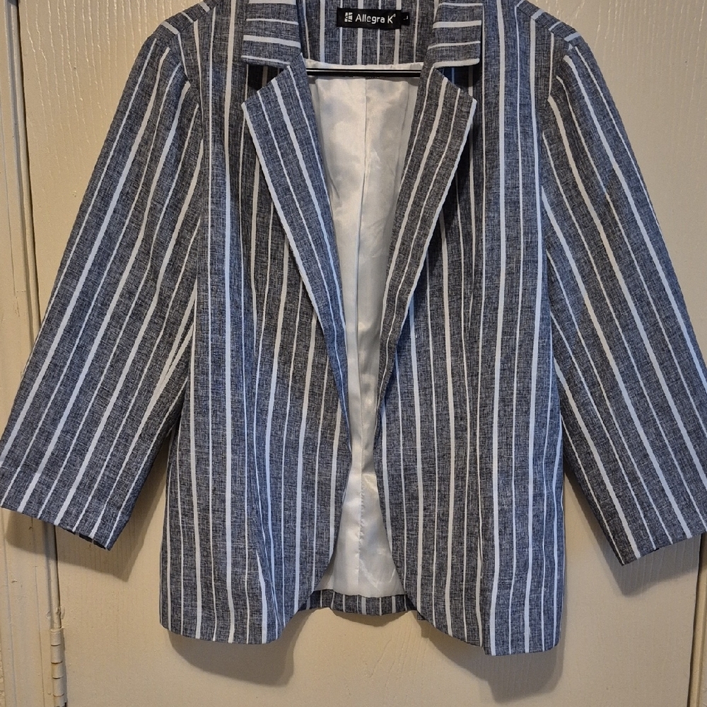 Grace Women's Striped Gray Blazer